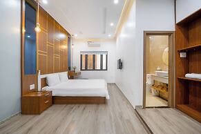 N to M House