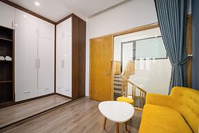 N to M House