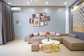 N to M House