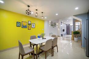 N to M House
