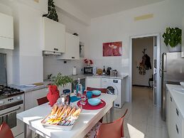 Giaella Sea View Apartment