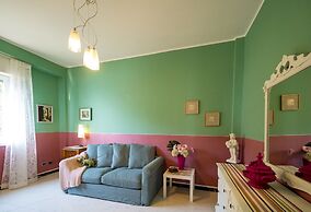 Giaella Sea View Apartment