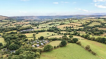 Tawny Owl Lodge