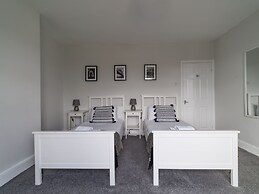 East House - Inviting 3 Bed Stakeford