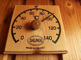 Charming 2-bed Apartment With Sauna Facility Kotka