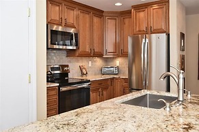 Seven Springs 3 BR Premium Condo with Loft & Deck by RedAwning - Save 