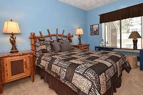 Seven Springs 3 BR Premium Condo with Loft & Deck by RedAwning - Save 