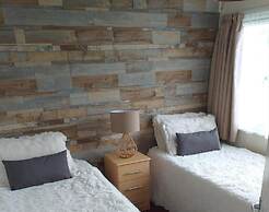 Seadell 2 Bed Coastal Chalet in Hemsby, Great Yar