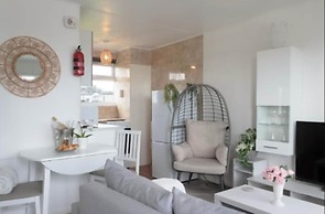 Seadell 2 Bed Coastal Chalet in Hemsby, Great Yar