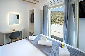 Droufakos home - Lux seafront apt