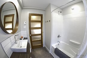 Morel Executive Suites