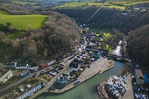 Llais Afon - 3 Bedroom Holiday Home - Fishguard