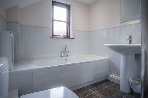 Llais Afon - 3 Bedroom Holiday Home - Fishguard