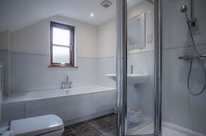 Llais Afon - 3 Bedroom Holiday Home - Fishguard