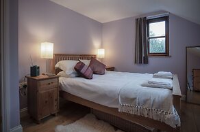 Llais Afon - 3 Bedroom Holiday Home - Fishguard