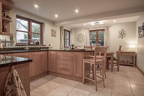 Llais Afon - 3 Bedroom Holiday Home - Fishguard