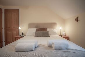 Llais Afon - 3 Bedroom Holiday Home - Fishguard