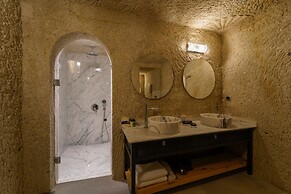 The Niche Cave Hotel