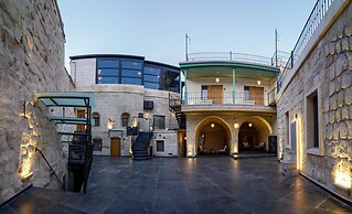 The Niche Cave Hotel