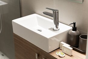 Acropolis Prestige Residence