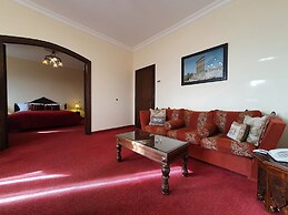 Quartier Suisse Hotel