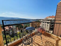 Quartier Suisse Hotel