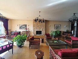 Quartier Suisse Hotel