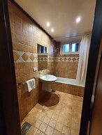 Quartier Suisse Hotel