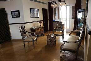 Quartier Suisse Hotel