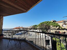 Quartier Suisse Hotel