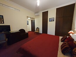 Quartier Suisse Hotel