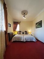 Quartier Suisse Hotel