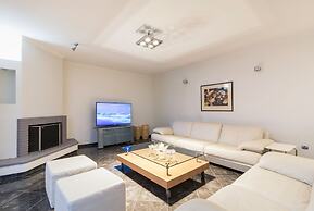 Villa Loukiana by CorfuEscapes