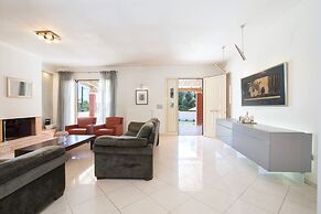 Villa Loukiana by CorfuEscapes