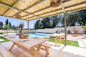 Villa Loukiana by CorfuEscapes