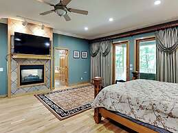 Après Lake and Ski by Taylor Made Deep Creek