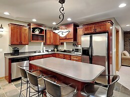 Après Lake and Ski by Taylor Made Deep Creek