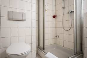 Point Hotel Apartments & Rooms
