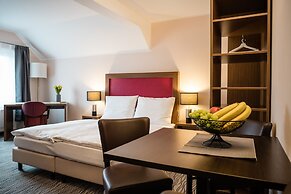 Point Hotel Apartments & Rooms