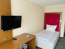 Point Hotel Apartments & Rooms