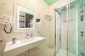 Leucosya Luxury Rooms