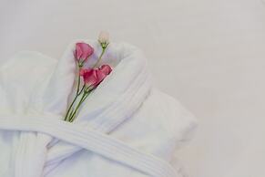 Leucosya Luxury Rooms