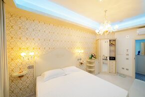 Leucosya Luxury Rooms
