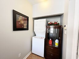 Vacation home beside the trails and Park