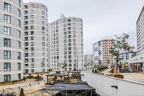 2 1 Modern Flat With Balcony in Tuzla