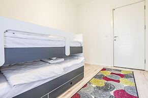 2 1 Modern Flat With Balcony in Tuzla