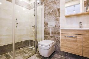 2 1 Modern Flat With Balcony in Tuzla