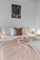Studio Flat in Airport Residence