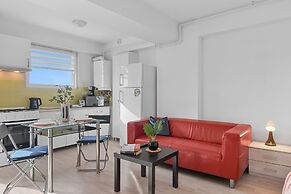Studio Flat in Airport Residence