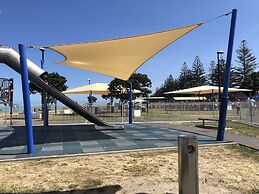 Ocean Front Cottage Napier